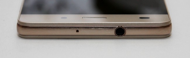 Huawei P8 Lite - Up side